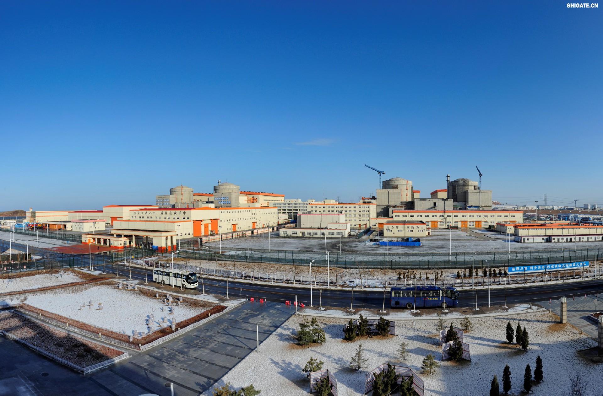 1750825369116834.jpg 889cd308571847aa856ee008396d0657.jpg